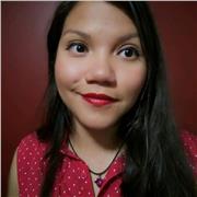 Profesora de literatura, poesía y arte contemporáneo para jóvenes